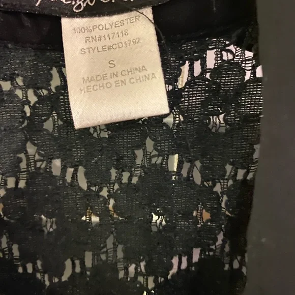 Navy Casual Button Down Shirt with Breathable Fabric and Relaxed Fit - Picture 2 of 8